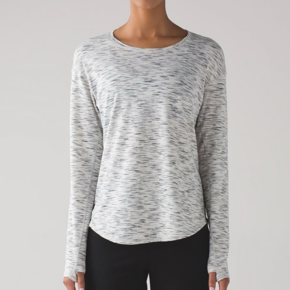 Lululemon women’s long sleeve top